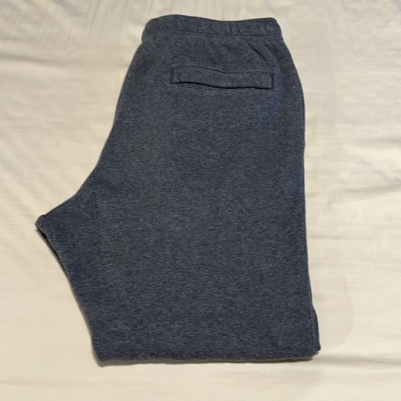 Nike, Size Medium, Grey - Picture 6 of 8